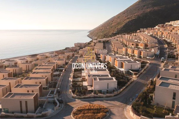 Shtepi ne shitje Apartament ne Vlore, 2+1, Mobilimi Bosh, pa mobiluar, Pagesa 476,884  Euro.