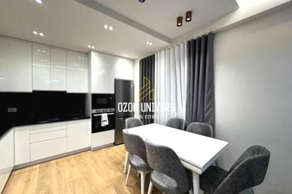 Shtepi me qera Apartament ne Tirane, 2+1, Mobilimi E mobiluar, Pagesa 1,250  Euro.