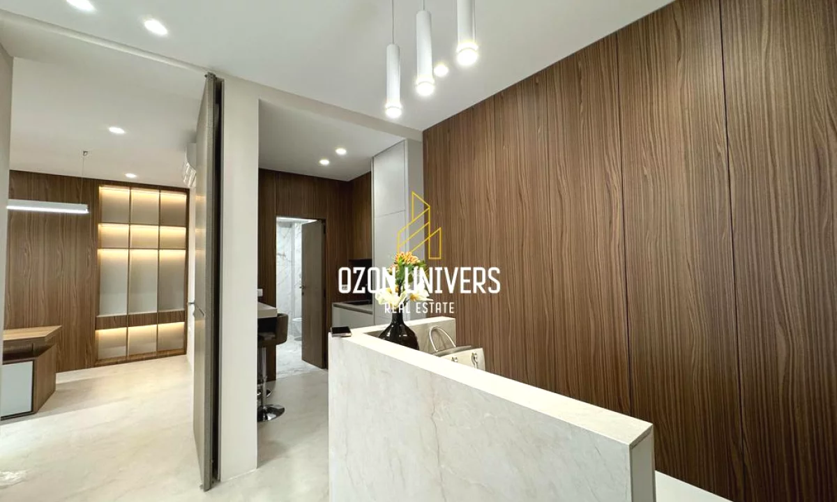 Ambient biznesi + parkim per qira ne Myslym Shyr!!