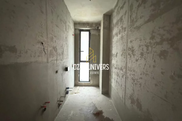 Shtepi ne shitje Apartament ne Tirane, 1+1, Mobilimi Bosh, pa mobiluar, Pagesa 205,000  Euro.