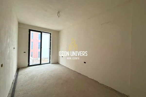 Shtepi ne shitje Apartament ne Tirane, 1+1, Mobilimi Bosh, pa mobiluar, Pagesa 205,000  Euro.