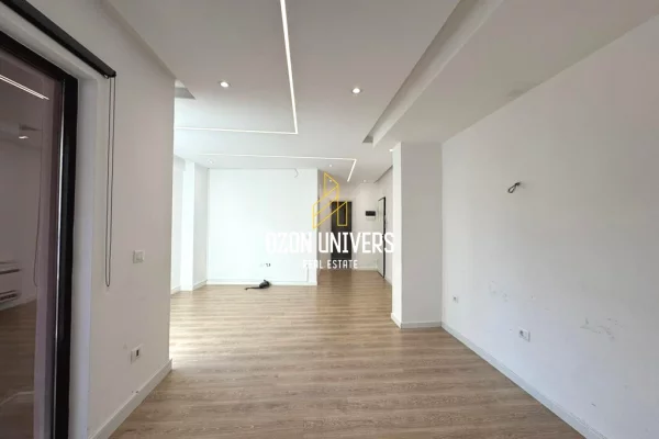 Shtepi me qera Apartament ne Tirane, 1+1, Mobilimi Bosh, pa mobiluar, Pagesa 670  Euro.