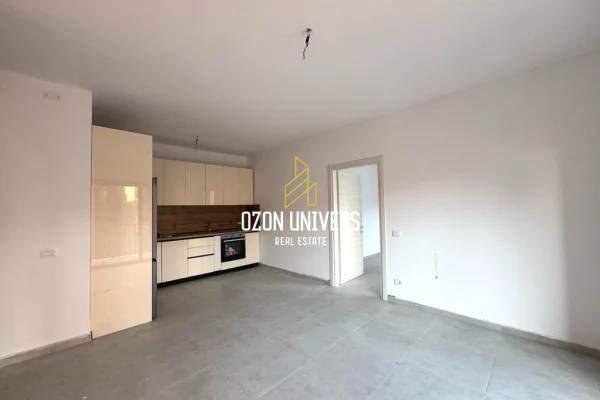 Shtepi me qera Apartament ne Tirane, 2+1, Mobilimi E mobiluar, Pagesa 600  Euro.