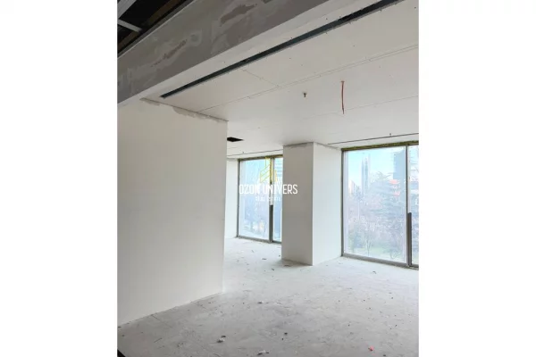 Dy Ambiente biznesi per qira – Jepen Bashke ose Vecmas | Downtown One, Tirane!