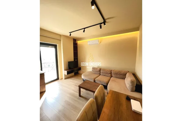 Apartament 1+1 për qira – Bulevardi “Zogu i Parë”, pranë Ministrisë së Drejtësisë!