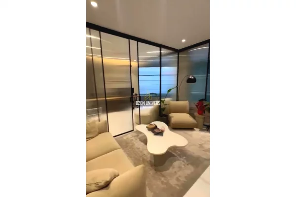 Ambiente Commerciale in Affitto 1+1 a Tirana - 2,750 Euro