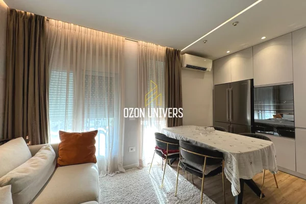 Appartamento in affitto a Tirana 2+1, Arredato