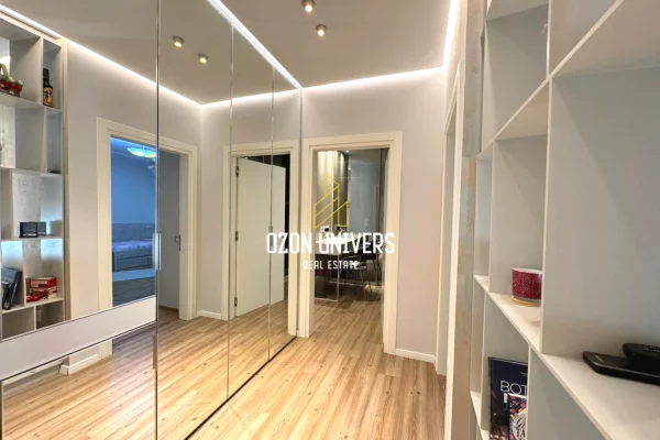 Appartamento in affitto a Tirana 2+1, Arredato