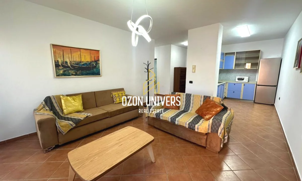 Shtepi me qera Apartament ne Tirane, 2+1, Mobilimi Bosh, pa mobiluar, Pagesa 60,000  Leke.