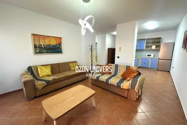 Shtepi me qera 2+1 ne Tirane - 60,000 Leke