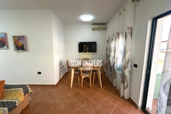 Shtepi me qera Apartament ne Tirane, 2+1, Mobilimi Bosh, pa mobiluar, Pagesa 60,000  Leke.