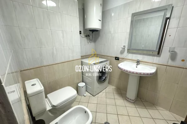 Shtepi me qera Apartament ne Tirane, 2+1, Mobilimi Bosh, pa mobiluar, Pagesa 60,000  Leke.