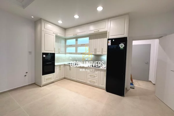 Villa di lusso in affitto a Tirana 5+1, SemiArredato