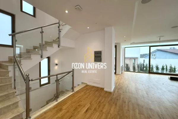 Villa di lusso in affitto a Tirana 5+1, SemiArredato