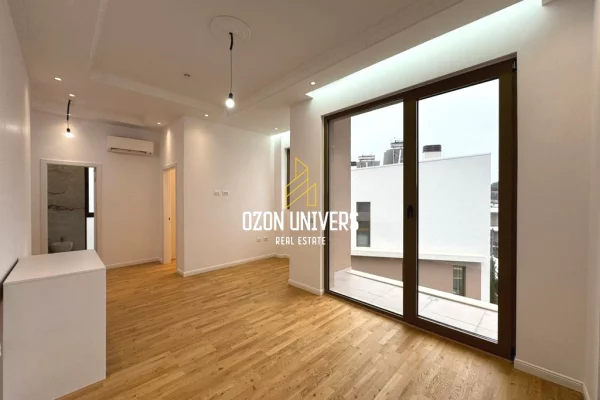 Villa di lusso in affitto a Tirana 5+1, SemiArredato