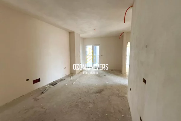 Apartment for sale in Tirana 3+1, Emty