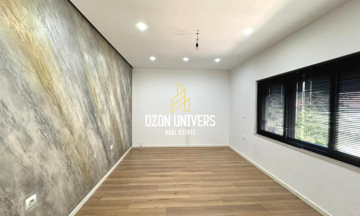 Apartament 2+1 me qira per biznes ne Bllok!