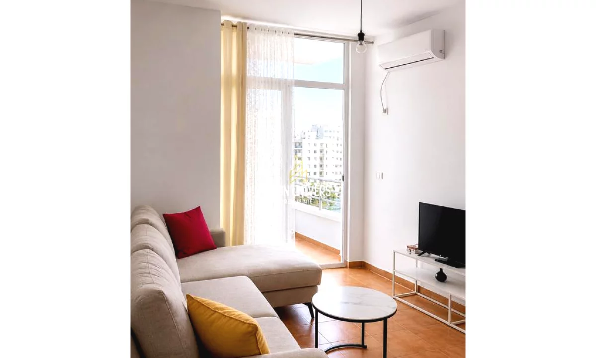 Shtepi ne shitje Apartament ne Tirane, 1+1, Mobilimi E mobiluar, Pagesa 11,500,000  Leke.