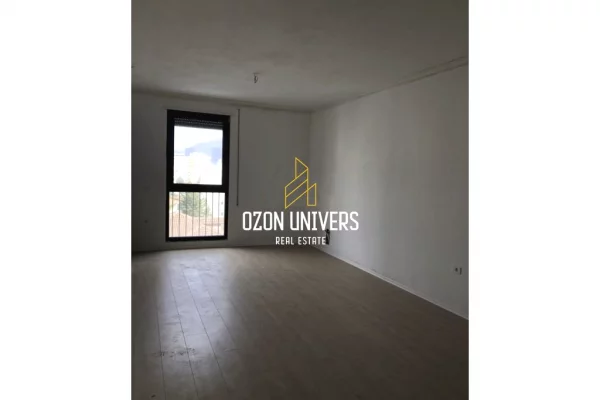 Shtepi me qera Apartament ne Tirane, 1+1, Mobilimi Bosh, pa mobiluar, Pagesa 500  Euro.
