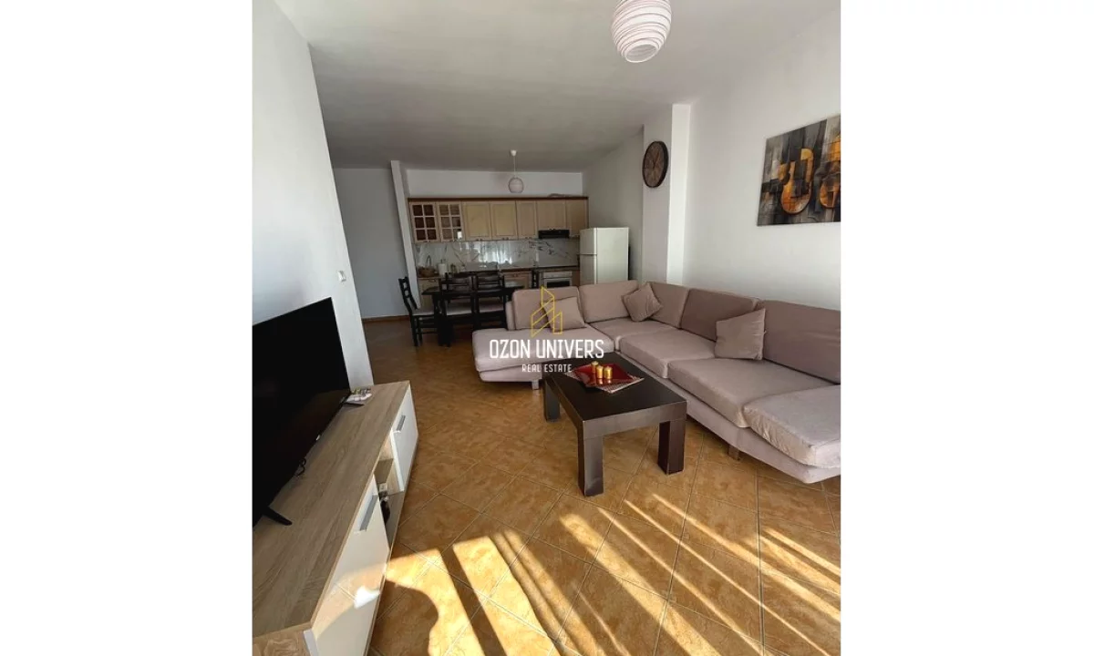 Shtepi ne shitje Apartament ne Tirane, 2+1, Mobilimi E mobiluar, Pagesa 180,000  Euro.