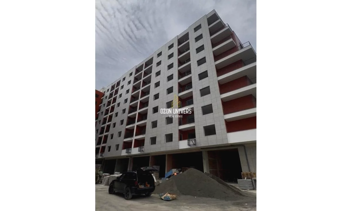 Shtepi ne shitje Apartament ne Tirane, 2+1, Mobilimi Bosh, pa mobiluar, Pagesa 122,176  Euro.