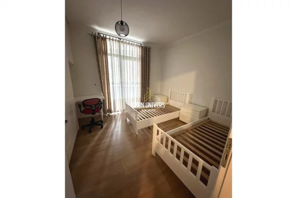Shtepi me qera Apartament ne Tirane, 2+1, Mobilimi E mobiluar, Pagesa 800  Euro.
