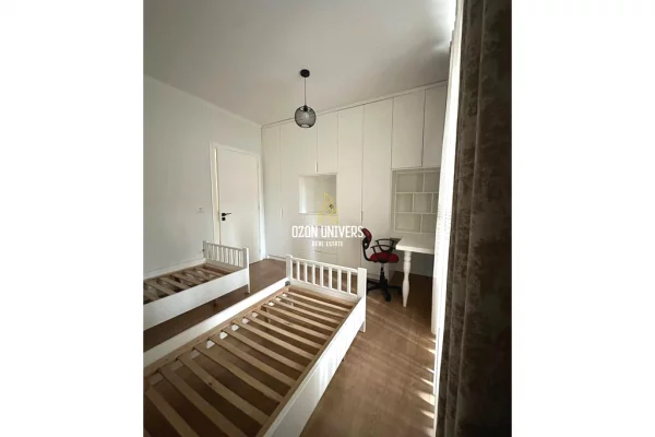 Shtepi me qera Apartament ne Tirane, 2+1, Mobilimi E mobiluar, Pagesa 800  Euro.