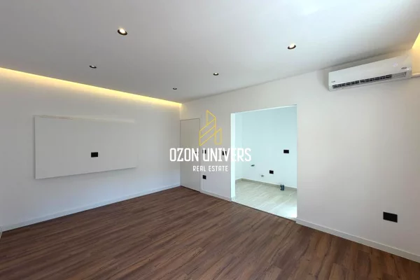 Shtepi ne shitje Apartament ne Tirane, 1+1, Mobilimi Bosh, pa mobiluar, Pagesa 11,200,000  Leke.