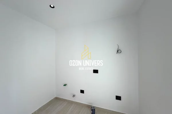 Shtepi ne shitje Apartament ne Tirane, 1+1, Mobilimi Bosh, pa mobiluar, Pagesa 11,200,000  Leke.