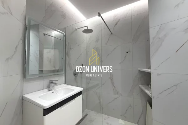 Shtepi ne shitje Apartament ne Tirane, 2+1, Mobilimi Bosh, pa mobiluar, Pagesa 15,500,000  Leke.