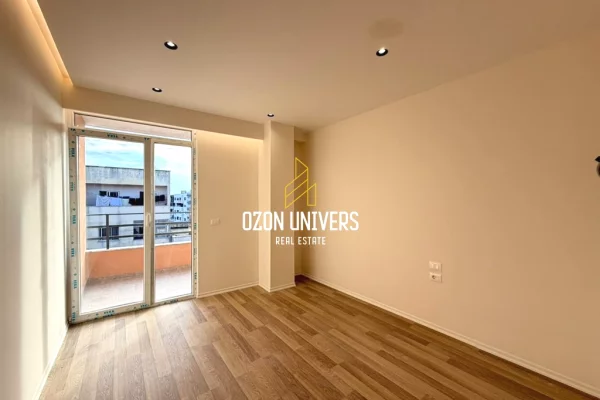 Shtepi ne shitje Apartament ne Tirane, 2+1, Mobilimi Bosh, pa mobiluar, Pagesa 15,500,000  Leke.