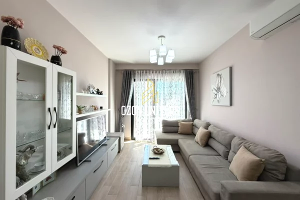 Apartament 2+1 për qira tek 21 Dhjetori!