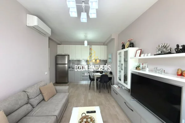 Shtepi me qera Apartament ne Tirane, 2+1, Mobilimi E mobiluar, Pagesa 70,000  Leke.