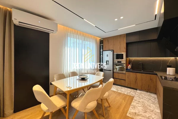 Shtepi me qera Apartament ne Tirane, 2+1, Mobilimi E mobiluar, Pagesa 65,000  Leke.