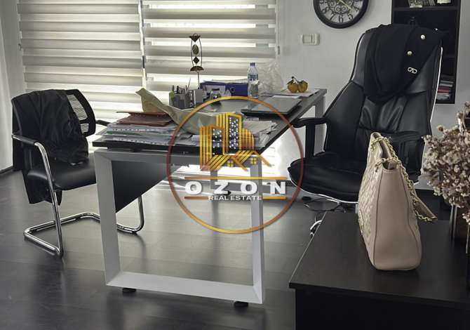 JEPET ZYRE ME QERA TEK ISH EKSPOZITA!