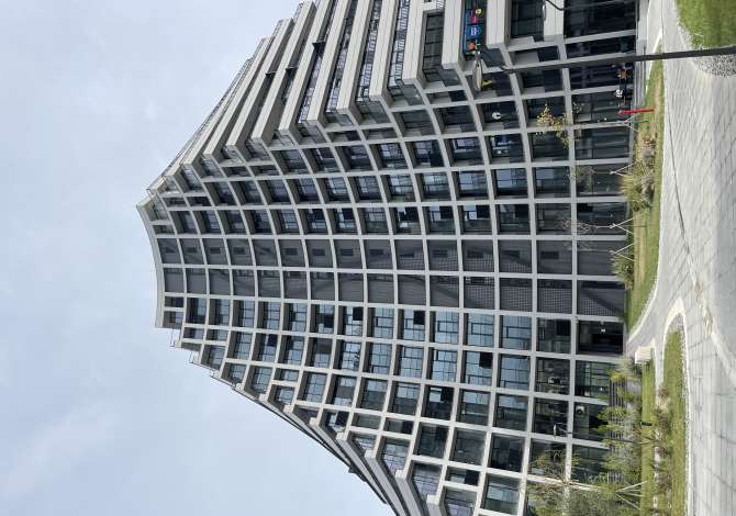 Shitet apartament 2+1+2,me parkim tek Lake View Residence, Liqeni Artificial