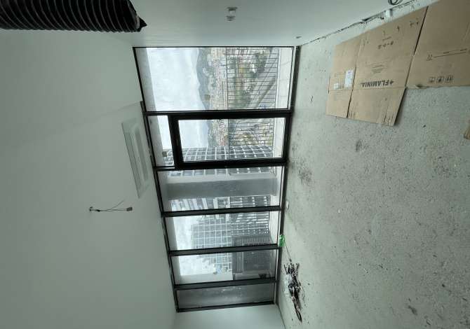 Appartamento in vendita a Tirana 2+1, Vuoto