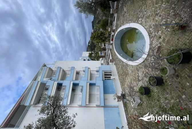 Shitet apartment 1+1 ne Dhermi,  Prane Bregut te Detit.