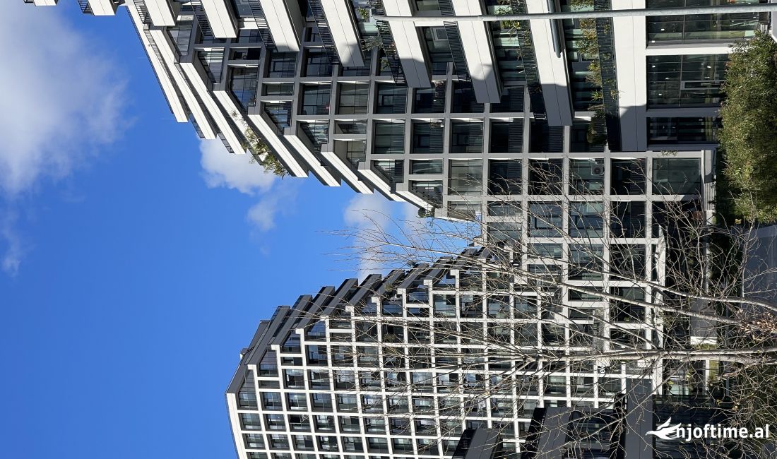 Appartamento in vendita a Tirana 3+1, Vuoto