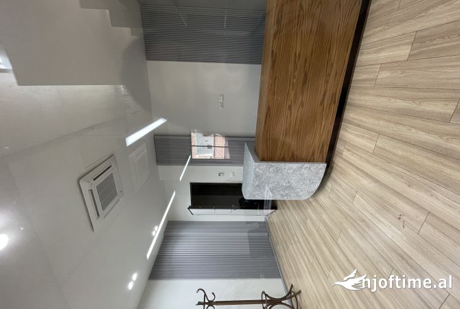 Business Property in Sale 3+1 in Tirana - 1,700,000 Euro