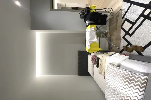 Appartamento in vendita a Tirana 2+1, Arredato