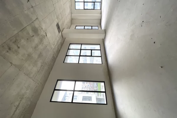 Jepet me qera ambient biznesi open space tek spring residence Vasil Shanto