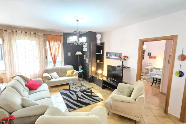 Casa in affitto 2+1 a Tirana - 600 Euro