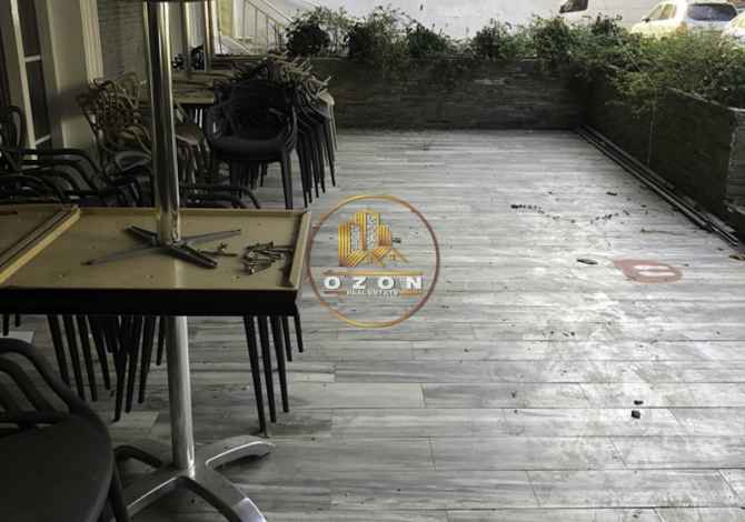 Ambiente Commerciale in Affitto 2+1 a Tirana - 1,300 Euro