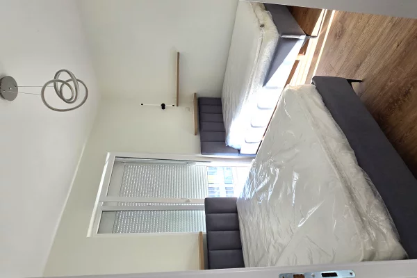 Shtepi me qera Apartament ne Tirane, 3+1, Mobilimi E mobiluar, Pagesa 60,000  Leke.