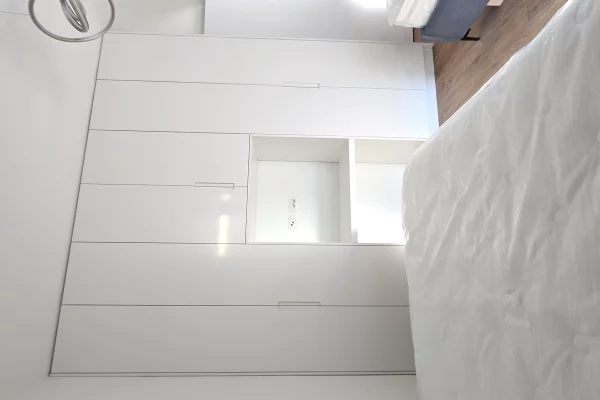 Shtepi me qera Apartament ne Tirane, 3+1, Mobilimi E mobiluar, Pagesa 60,000  Leke.