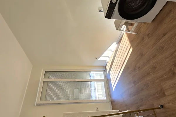 Shtepi me qera Apartament ne Tirane, 3+1, Mobilimi E mobiluar, Pagesa 60,000  Leke.