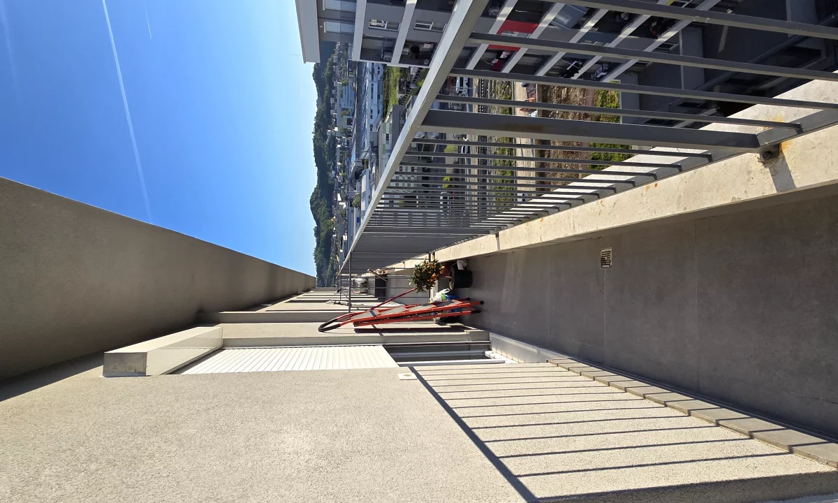 Shtepi me qera Apartament ne Tirane, 3+1, Mobilimi E mobiluar, Pagesa 60,000  Leke.