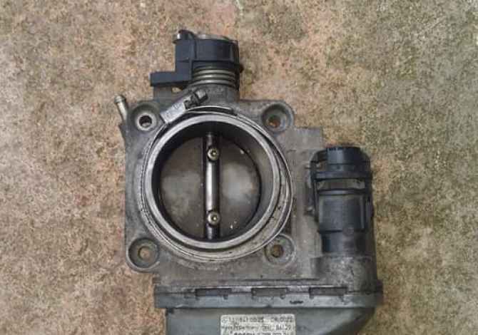 Ofroj te gjitha llojet e pjeseve per clk w208 dhe cclass w203