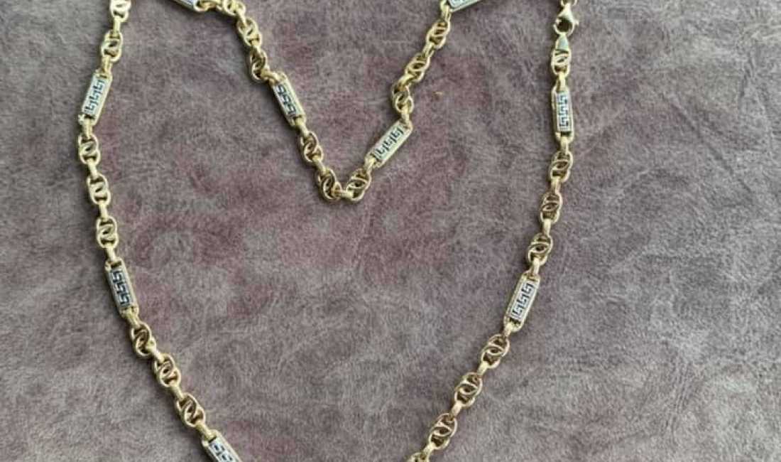 Shitet varsja Flori 14K Versace 